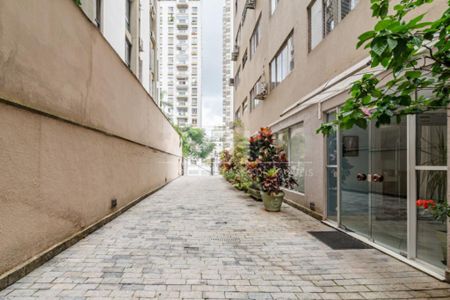 Apartamento à venda com 124m², 3 quartos e 1 vaga
