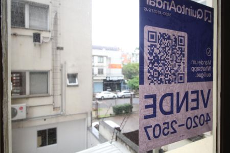 Apartamento à venda com 96m², 2 quartos e 2 vagasPlaquinha