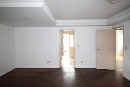 Apartamento à venda com 96m², 2 quartos e 2 vagasSala 