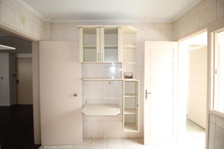 Apartamento à venda com 96m², 2 quartos e 2 vagasCozinha