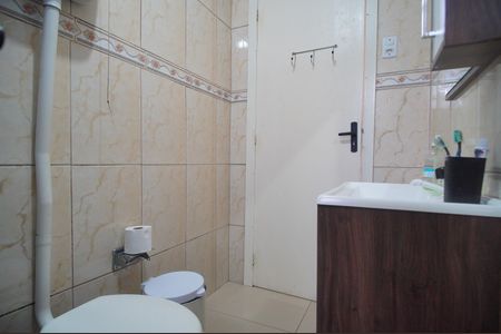 Casa à venda com 100m², 3 quartos e 2 vagasBanheiro