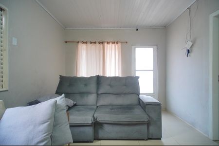 Casa à venda com 100m², 3 quartos e 2 vagasSala