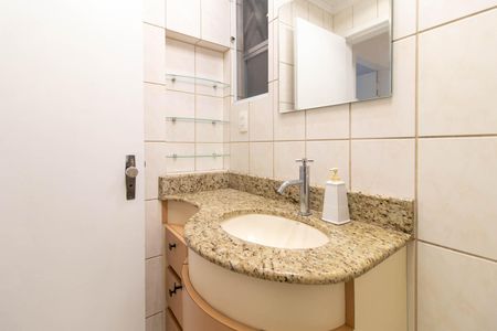 Banheiro de apartamento para alugar com 1 quarto, 47m² em Cidade Baixa, Porto Alegre