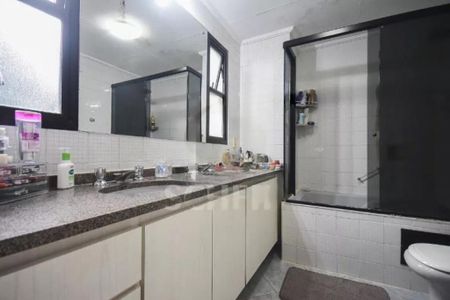 Apartamento à venda com 132m², 3 quartos e 3 vagas