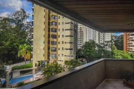 Apartamento à venda com 132m², 3 quartos e 3 vagas