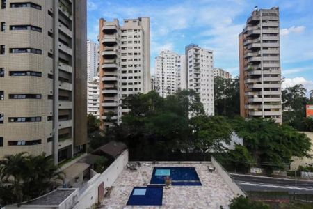 Apartamento à venda com 132m², 3 quartos e 3 vagas