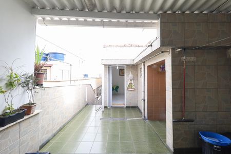 Casa à venda com 220m², 3 quartos e 2 vagas