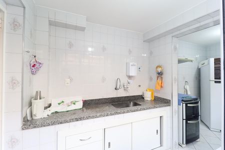 Casa à venda com 220m², 3 quartos e 2 vagas