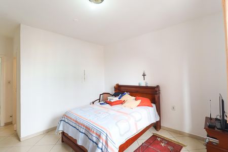 Casa à venda com 220m², 3 quartos e 2 vagas