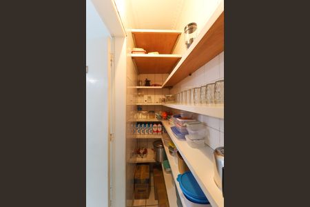 Casa à venda com 220m², 3 quartos e 2 vagas