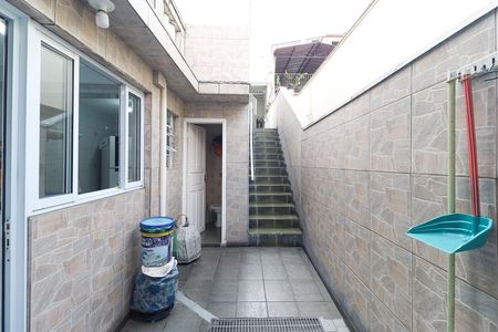 Casa à venda com 220m², 3 quartos e 2 vagas