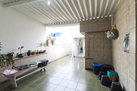 Casa à venda com 220m², 3 quartos e 2 vagas