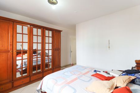 Casa à venda com 220m², 3 quartos e 2 vagas