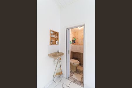 Casa à venda com 220m², 3 quartos e 2 vagas