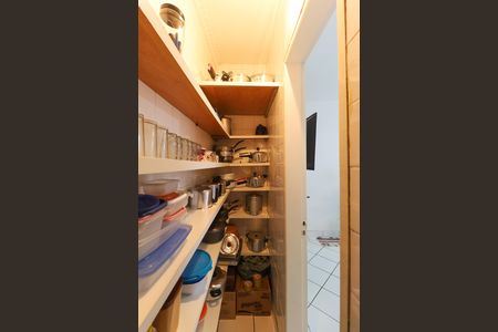 Casa à venda com 220m², 3 quartos e 2 vagas