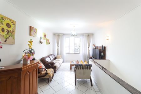 Casa à venda com 3 quartos, 220m² em Vila Maria Alta, São Paulo