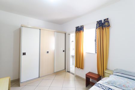 Casa à venda com 220m², 3 quartos e 2 vagas