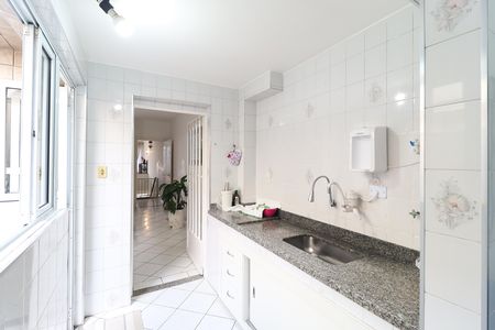 Casa à venda com 220m², 3 quartos e 2 vagas
