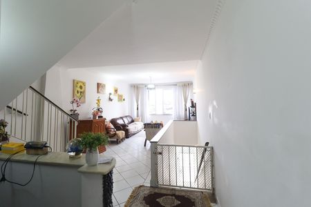 Casa à venda com 220m², 3 quartos e 2 vagas