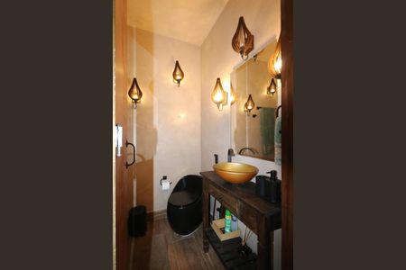 Banheiro de kitnet/studio para alugar com 1 quarto, 15m² em Jardim Sao Caetano, São Caetano do Sul
