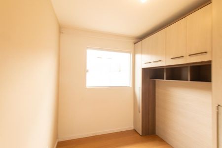 Quarto 2 de casa para alugar com 2 quartos, 43m² em Campo de Santana, Curitiba