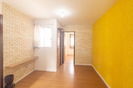 Sala de casa para alugar com 2 quartos, 43m² em Campo de Santana, Curitiba