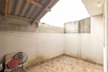 Casa para alugar com 43m², 2 quartos e 1 vaga Casa para alugar com 43m², 2 quartos e 1 vagaÁrea de Serviço