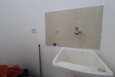 Apartamento à venda com 74m², 2 quartos e 1 vagaÁrea de Serviço