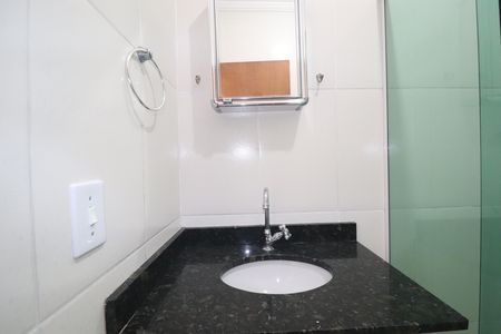 Apartamento à venda com 74m², 2 quartos e 1 vagaBanheiro 2