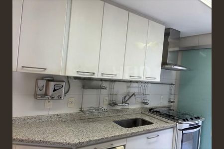 Apartamento à venda com 100m², 1 quarto e 2 vagas