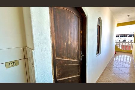 Casa para alugar com 75m², 2 quartos e sem vaga Casa para alugar com 75m², 2 quartos e sem vagaÁrea de Serviço