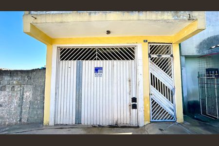 Casa para alugar com 75m², 2 quartos e sem vaga Casa para alugar com 75m², 2 quartos e sem vagaPlaca instalada na fachada do imóvel