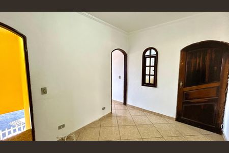 Sala de casa para alugar com 2 quartos, 75m² em Parque Jandaia, Guarulhos