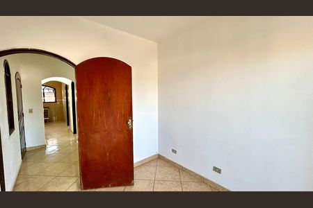 Quarto 1 de casa para alugar com 2 quartos, 75m² em Parque Jandaia, Guarulhos