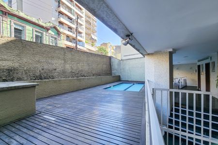 Apartamento à venda com 58m², 1 quarto e 1 vaga Apartamento à venda com 58m², 1 quarto e 1 vagaÁrea comum - Piscina