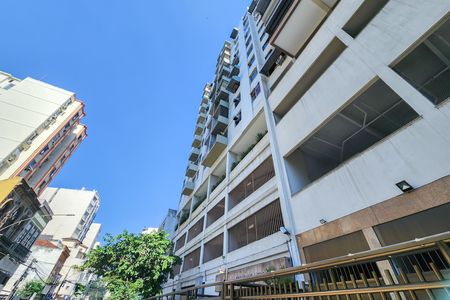 Apartamento à venda com 58m², 1 quarto e 1 vaga Apartamento à venda com 58m², 1 quarto e 1 vagaFachada