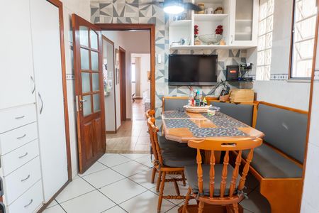 Casa de condomínio à venda com 256m², 5 quartos e 1 vaga Casa de condomínio à venda com 256m², 5 quartos e 1 vagaCozinha