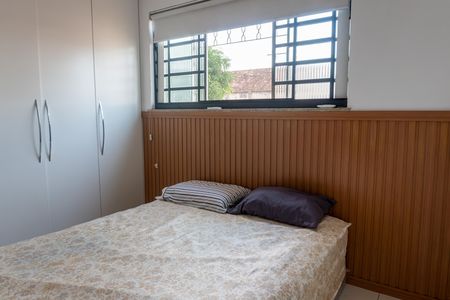 Casa de condomínio à venda com 256m², 5 quartos e 1 vaga Casa de condomínio à venda com 256m², 5 quartos e 1 vagaQuarto 3