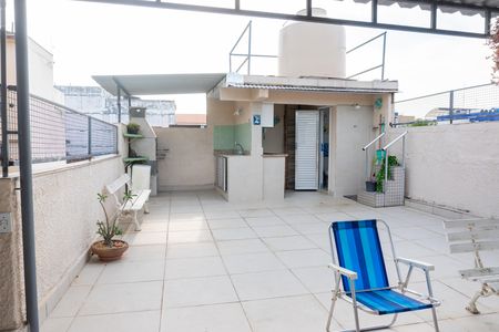 Casa de condomínio à venda com 256m², 5 quartos e 1 vaga Casa de condomínio à venda com 256m², 5 quartos e 1 vagaTerraço