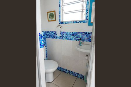 Casa de condomínio à venda com 256m², 5 quartos e 1 vaga Casa de condomínio à venda com 256m², 5 quartos e 1 vagaTerraço