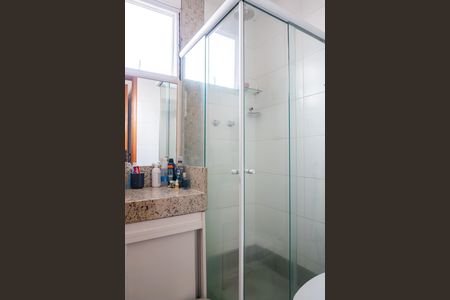 Casa de condomínio à venda com 256m², 5 quartos e 1 vaga Casa de condomínio à venda com 256m², 5 quartos e 1 vagaBanheiro 1