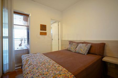 Apartamento à venda com 213m², 4 quartos e 4 vagas