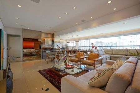Apartamento à venda com 4 quartos, 213m² em Santo Amaro, São Paulo
