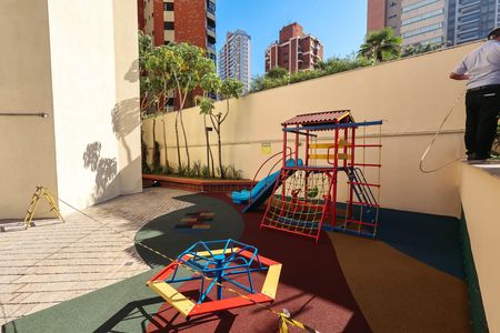 Apartamento para alugar com 69m², 2 quartos e 1 vagaPlayground
