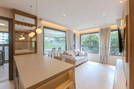 Apartamento à venda com 2 quartos, 70m² em Jardins, São Paulo