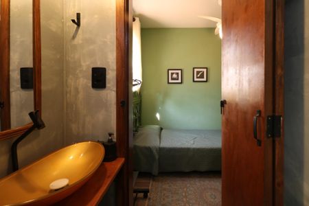 Studio para alugar com 15m², 1 quarto e sem vaga Studio para alugar com 15m², 1 quarto e sem vagaBanheiro