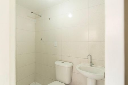 Casa para alugar com 99m², 3 quartos e 1 vaga Casa para alugar com 99m², 3 quartos e 1 vagaBanheiro Edícula