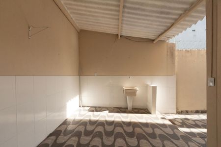 Casa para alugar com 99m², 3 quartos e 1 vaga Casa para alugar com 99m², 3 quartos e 1 vagaQuintal