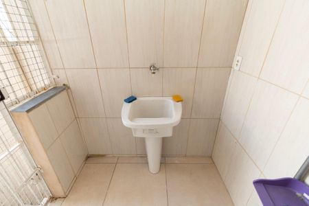 Casa para alugar com 99m², 3 quartos e 1 vaga Casa para alugar com 99m², 3 quartos e 1 vagaÁrea de Serviço