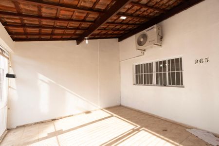 Casa para alugar com 99m², 3 quartos e 1 vaga Casa para alugar com 99m², 3 quartos e 1 vagaGaragem